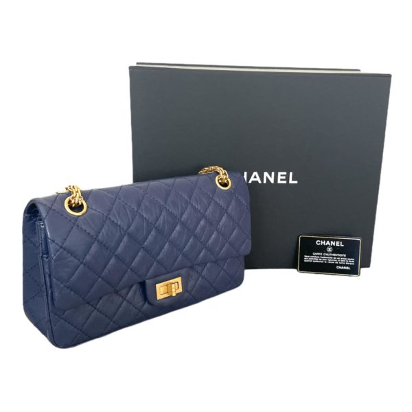 Chanel 2.55 Reissue Medium Flap Bag - Image 2