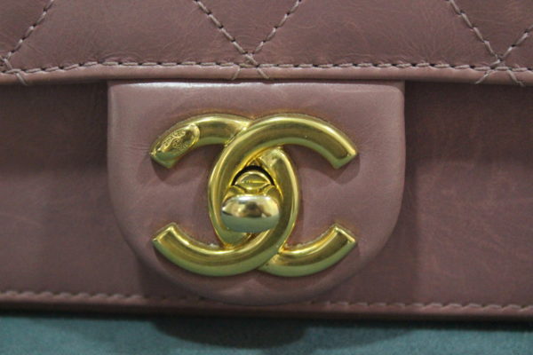 Chanel Pink Flap bag - Image 2