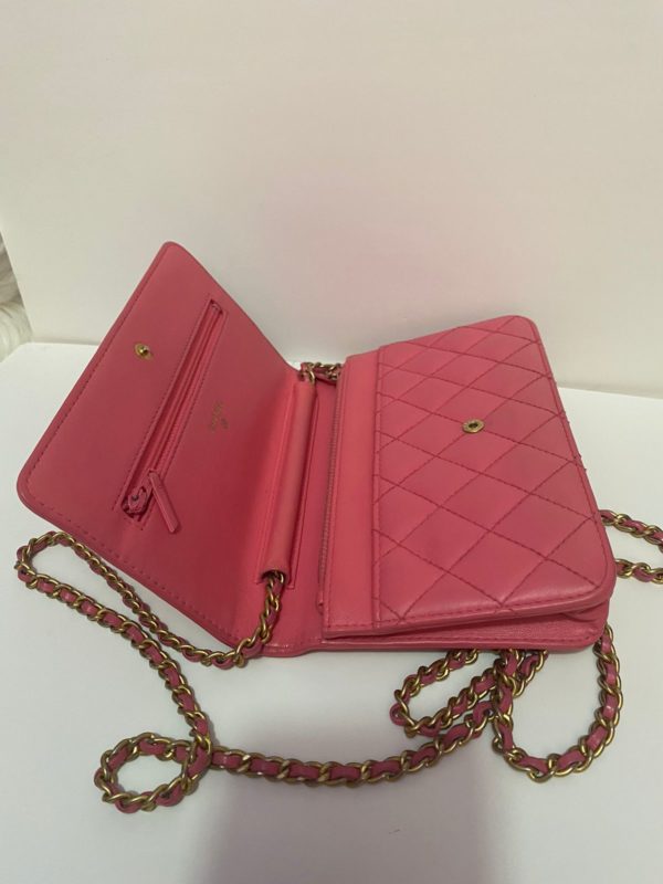 Chanel Boy Pink Wallet On Chain - Image 3