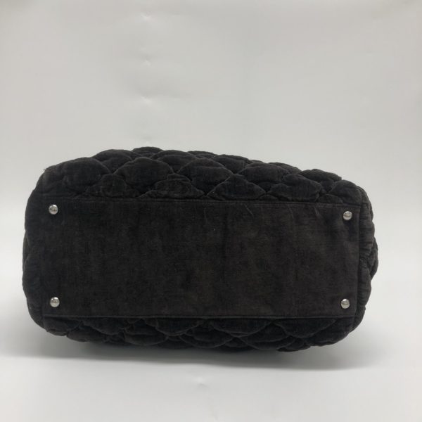 Chanel Puffy Velvet Shoulder Bag - Image 6