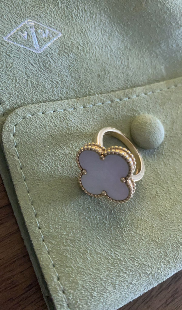 Van Cleef Alhambra Yellow Gold Ring size 52 - Image 2