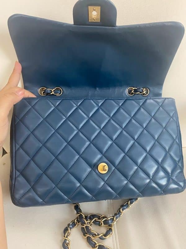 Chanel Lambskin Jumbo Single Flap Bag - Image 6