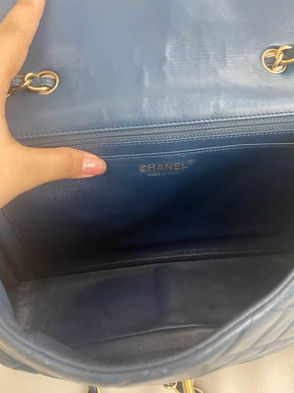 Chanel Lambskin Jumbo Single Flap Bag - Image 7