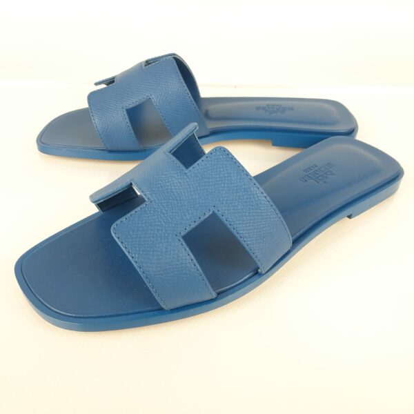 Hermes Oran Sandals Cornflower Blue Size 37 EU - Image 2