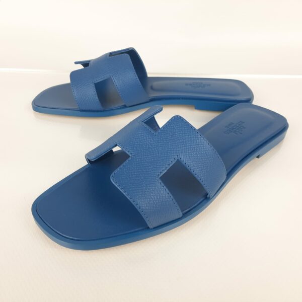 Hermes Oran Sandals Bleu Bleuet Size 38 EU - Image 2