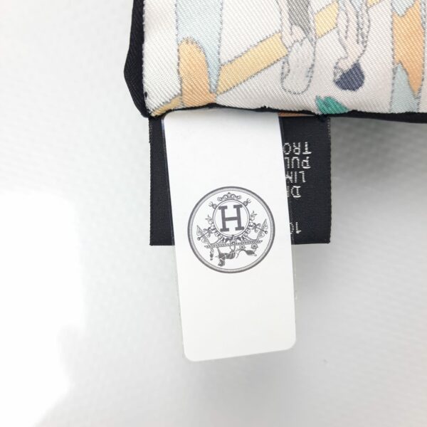 Hermes on The Beach Silk Scarf 90 - Image 8