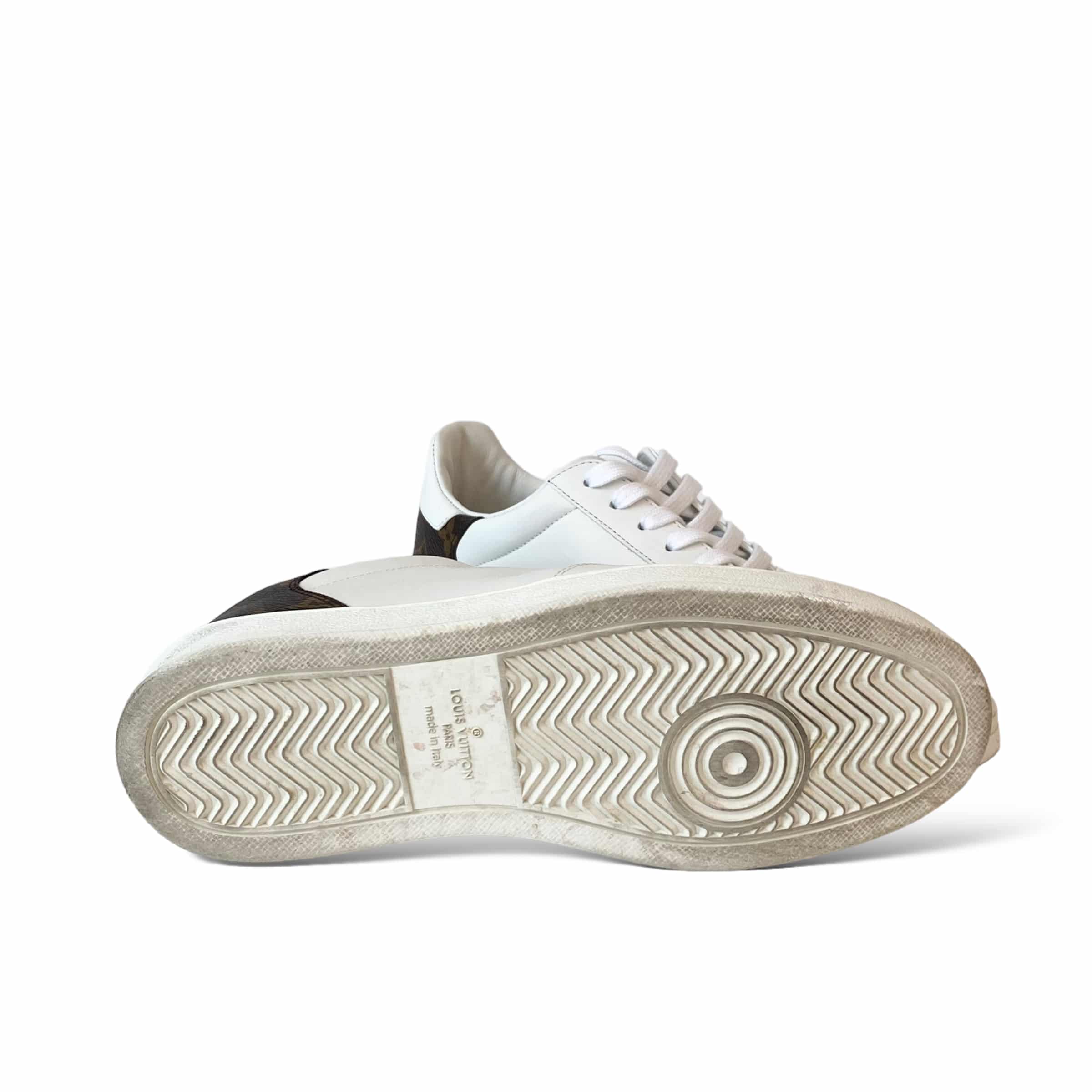 Rivoli leather low trainers Louis Vuitton White size 6.5 UK in Leather -  31230356