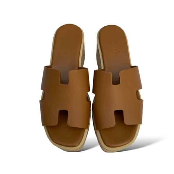 Hermes Eze Wedge 38 EU Gold Sandals - Image 2