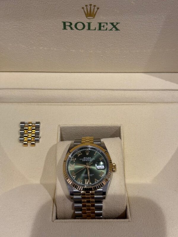 Rolex Oyster Perpetual Datejust 36mm 126233 Olive Green Dial With Diamond-Set Yellow Gold/Oystersteel - Image 3