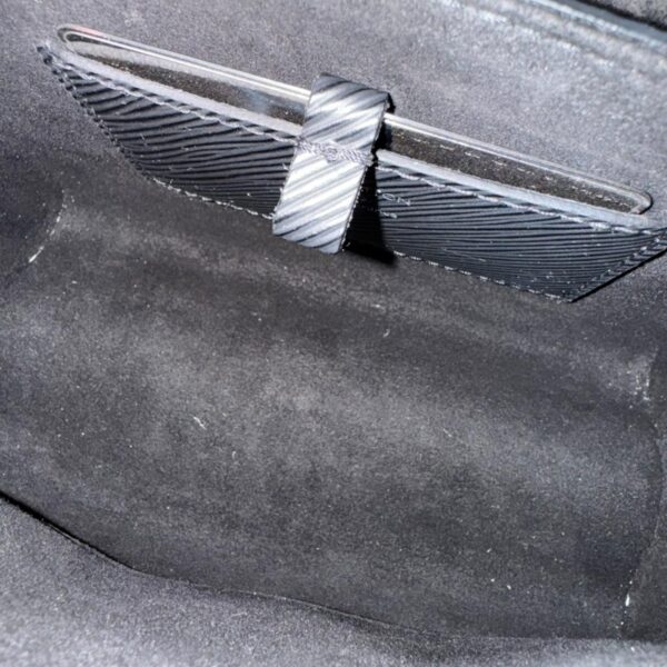 Louis Vuitton Black Epi Leather Twist Bag - Image 3