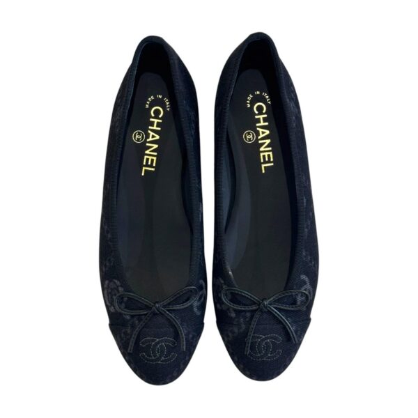 CHANEL Ballerina 39 EU Denim Bleu Flats - Image 2