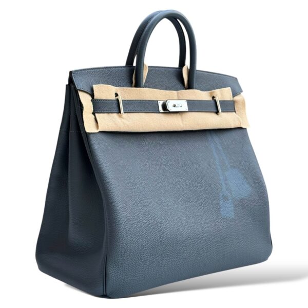 Hermès Haut A Courroies 40 Bleu De Prusse Clair/Fonce Togo PHW - Image 2