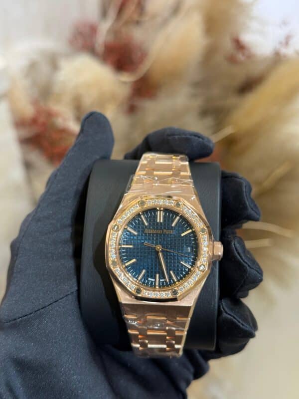 Audemars Piguet Royal Oak 37mm 15551OR.ZZ.1356OR.05 Rose Gold Dial - Image 2