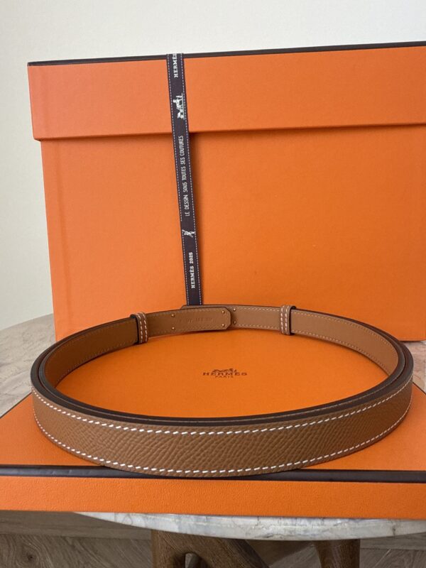 Hermes Kelly Belt Gold GHW - Image 3