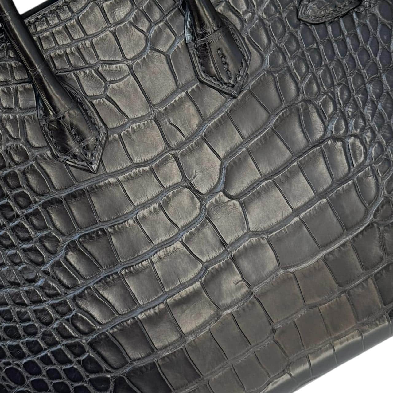 Hermes Birkin 20 Black Alligator GHW - Image 8