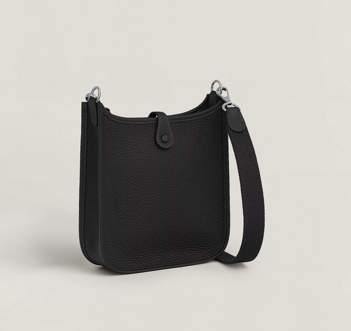 Hermès Mini Evelyne Black Clemence PHW - Image 4