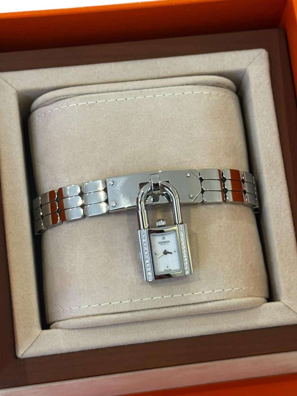 Hermes Kelly Diamond Bezel Mini model 16mm Silver Watch - Image 3